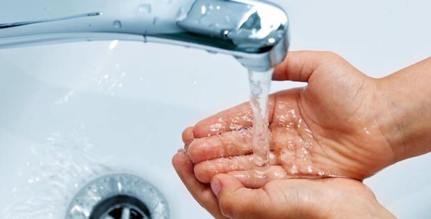 Tips mengatasi debit air kran mengalir kecil